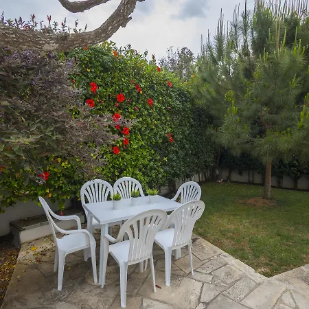 Sea Maris Villa